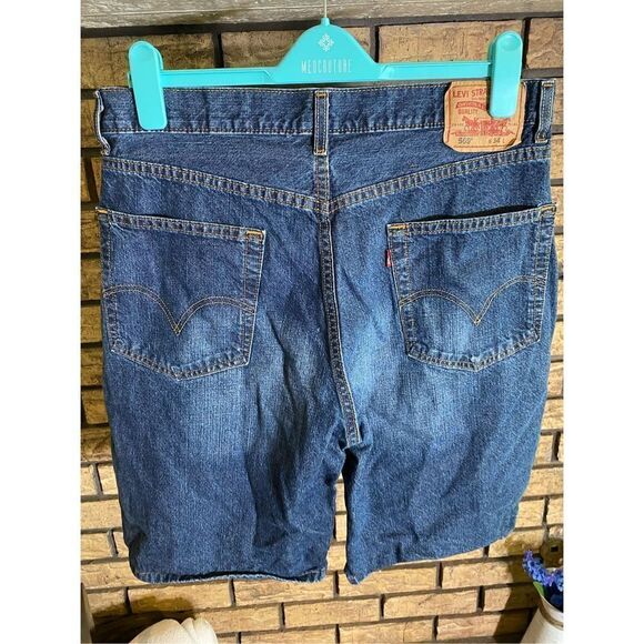 Levi 569 Men’s Loose Fit Denim Shorts - Picture 2 of 6